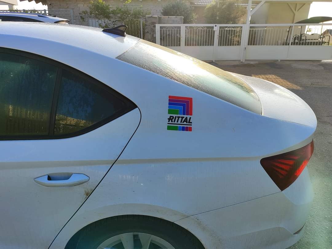 מיתוג אחורי משאית